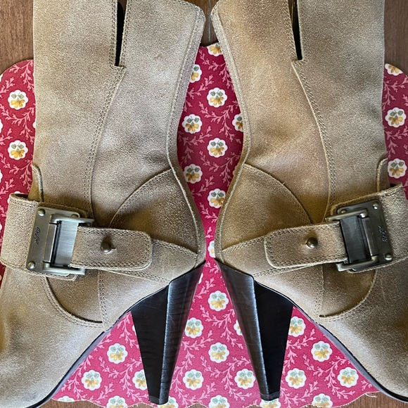 Donald J. Pliner “Bodil” Distressed Italian Leather Mid-Calf Boot, US Size 7M - Picture 6 of 15